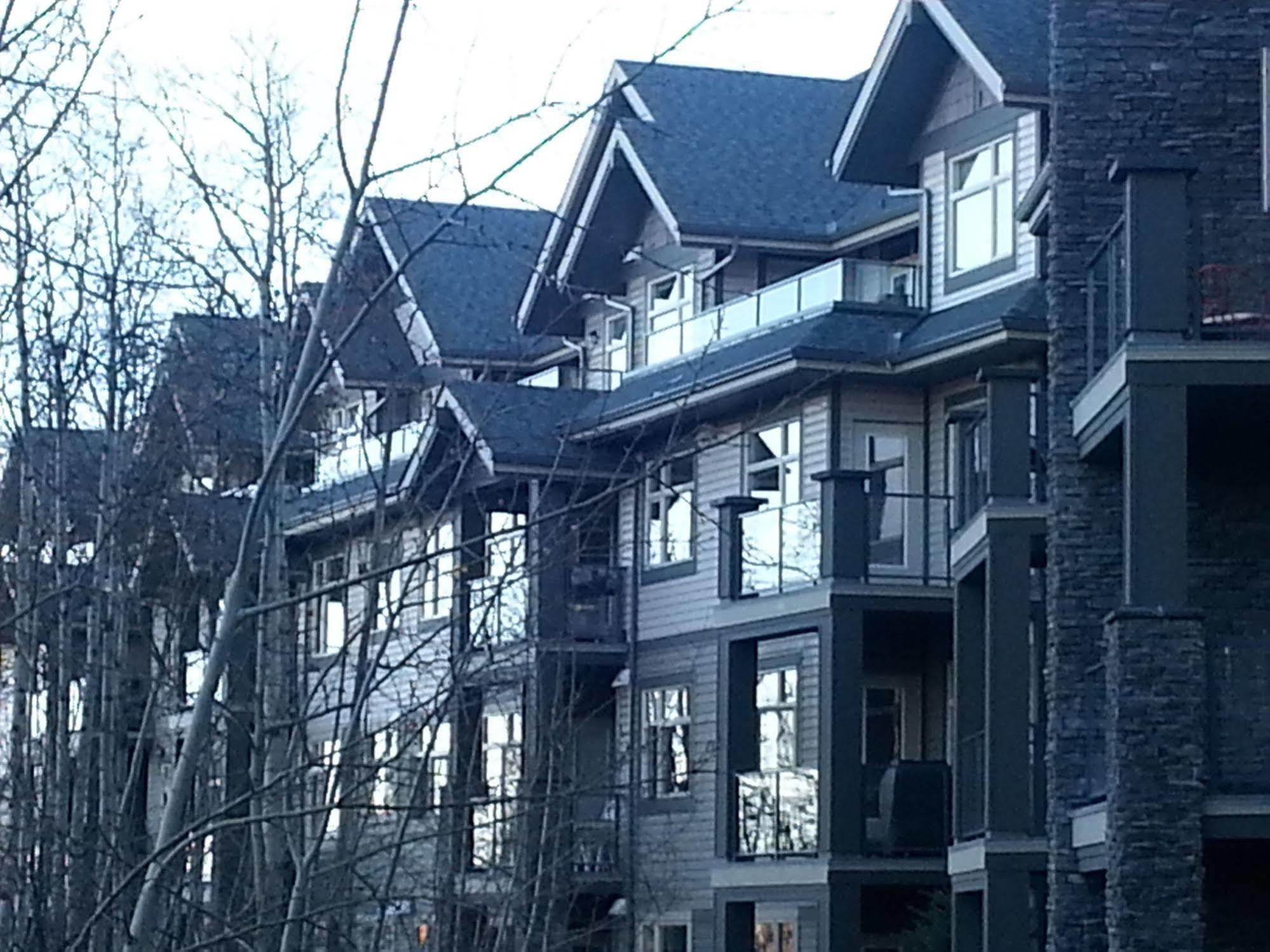 Pinnacle & Suites Aspen Hotel Calgary
